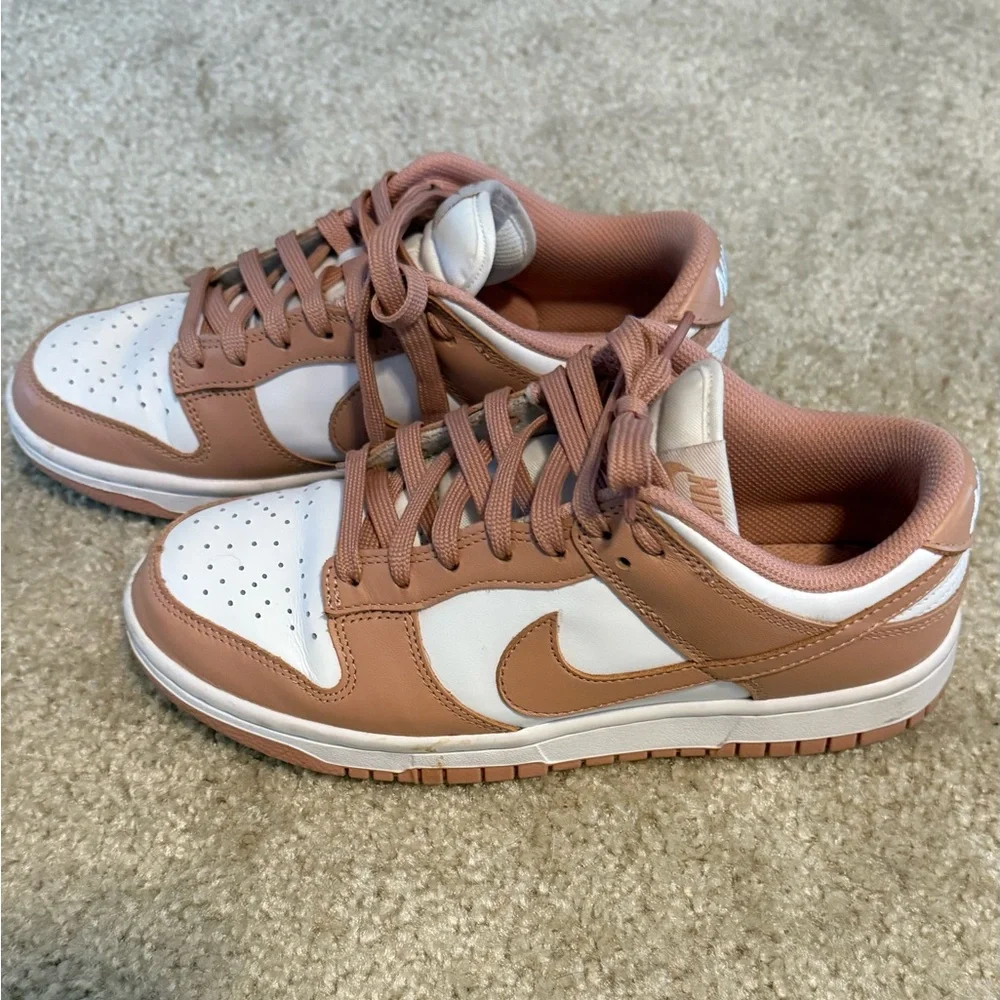 Women’s Nike Dunk Low - Picture 1 of 5